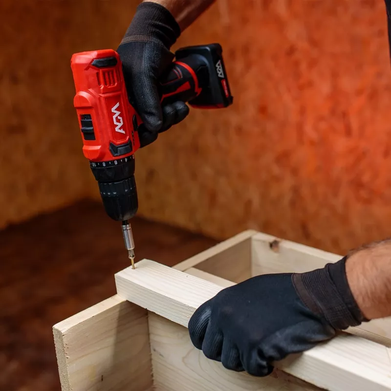 Masina de insurubat cu acumulator Villager Masina de insurubat cu acumulator Villager AGM BD 12V 1.3Ah, 12 V, 1500 RPM