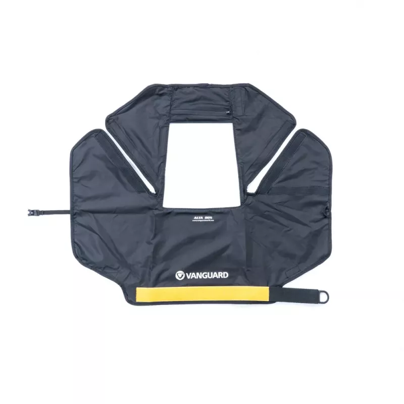 Suport perete VANGUARD RAIN COVER  ALTA RCSSMALL CAMERA RAIN COVER.THE ALTA RCS RAIN CAPE (SMALL) IS AN INGENIOUS SHOOTING IN THE RAIN SOLUTION DESIGNED TO PROTECT A DSLR WITH 24-70MM F2.8, OR 18-135MM LENS ATTACHED. THIS MULTI-USE COVER FOLDS INTO A COMPACT POUC