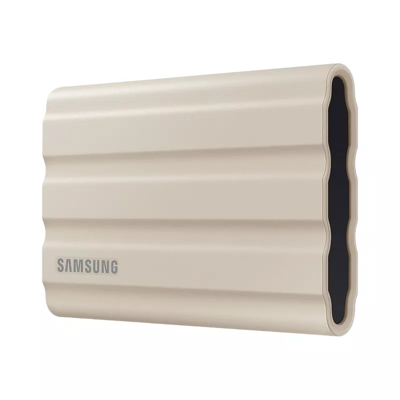 Жёсткий диск внешний Samsung 1.0TB Samsung Portable SSD T7 Shield Beige, USB-C 3.1 (88x59x13mm, 98g,R/W:1050/1000MB/s, IP65)