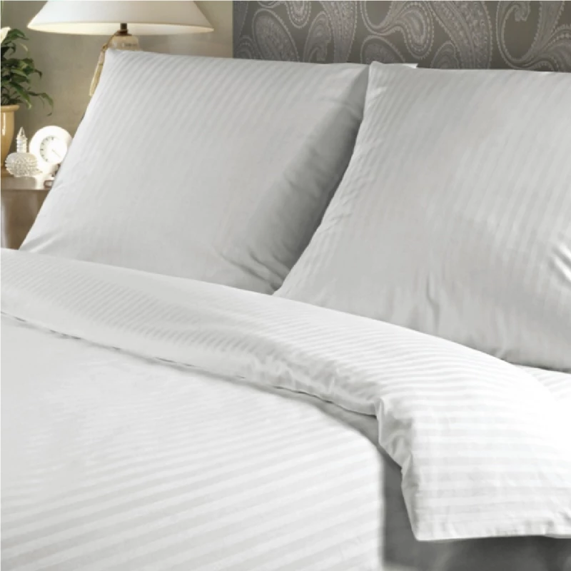 Lenjerie de pat REMAX (CERCEAF PILOTA, CEARCEAF PENTRU PAT + 2 FETE DE PERNA), 1 persoana, Straipsatin, Alb