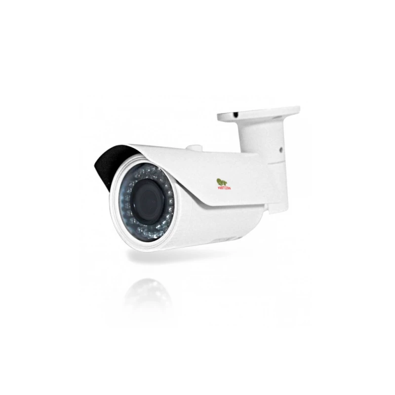 Camera IP Partizan
 Наружная камера, 1/2.8" Full HD Sony Ultra, 0,01 Lux, f=2.8-12 мм, Onvif, H.264:1920x1080@25 к/c, ИК подсветка - 40м, питание DC12В/500мA, PoE, IP66,  температура -40° - +60°C, ?75х120мм, вес 795г. AWB, AGC, BLC, WDR. Программное обеспечение в компле